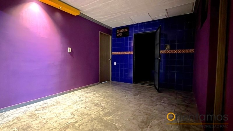 Casa-local disponible para el arriendo en Medellín el codigo es 21480 foto numero 6