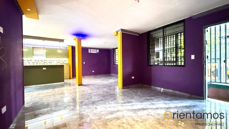Casa-local disponible para el arriendo en Medellín el codigo es 21480 foto numero 9