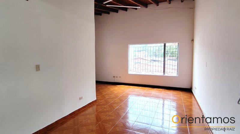 Oficina disponible para el arriendo en Medellín el codigo es 18307 foto numero 4