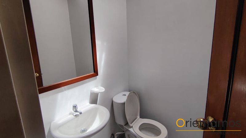 Oficina disponible para el arriendo en Medellín el codigo es 18307 foto numero 8
