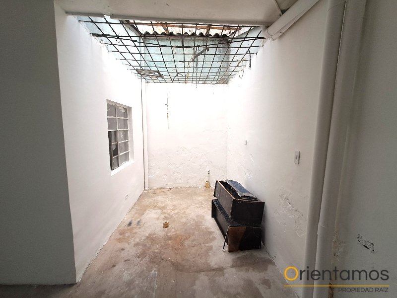 Local para el arriendo en Medellín - Caribe el codigo es 12757 foto numero 11