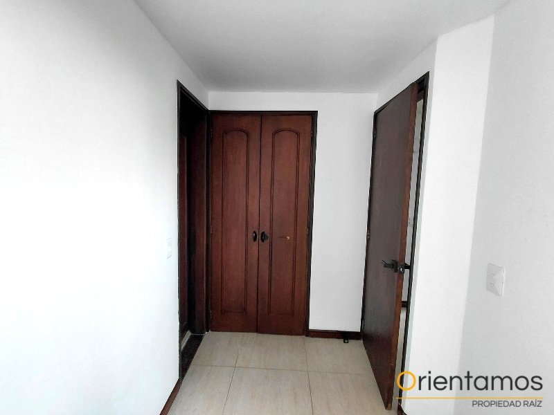 Apartamento disponible para el arriendo en Medellín el codigo es 21510 foto numero 14