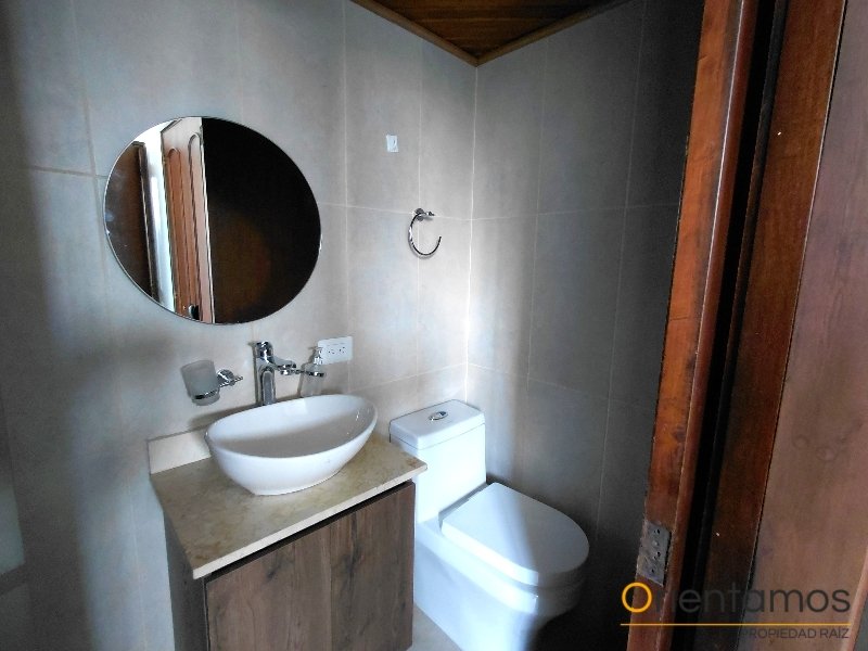 Apartamento disponible para el arriendo en Medellín el codigo es 21510 foto numero 21