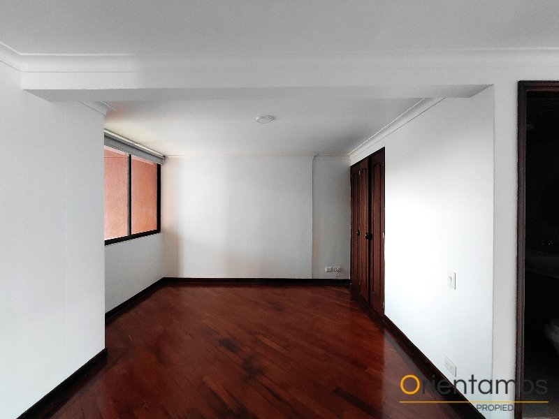 Apartamento disponible para el arriendo en Medellín el codigo es 21510 foto numero 9