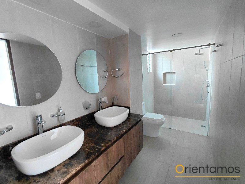 Apartamento disponible para el arriendo en Medellín el codigo es 21510 foto numero 15