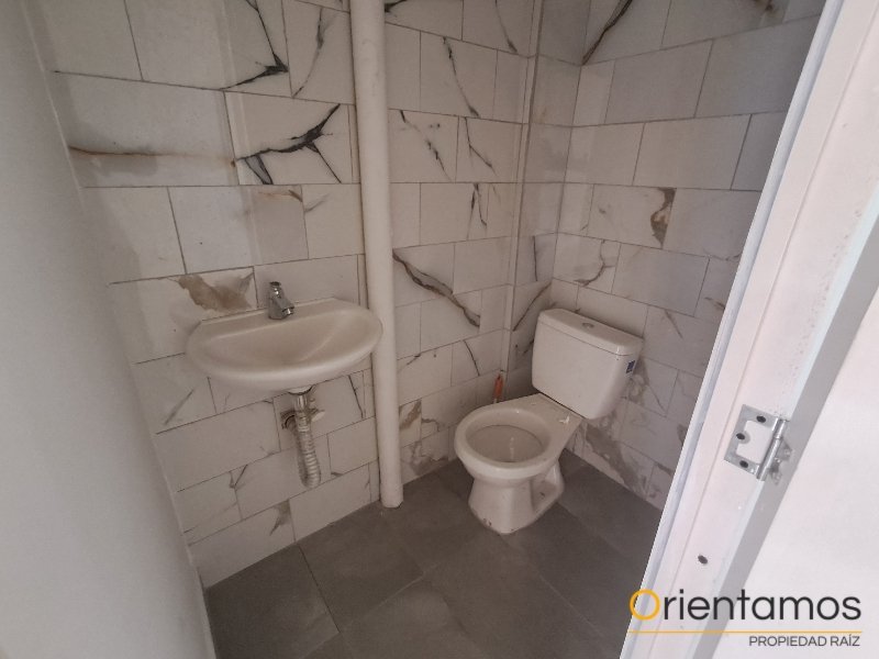 Local para el arriendo en Medellín - Caribe el codigo es 12757 foto numero 12