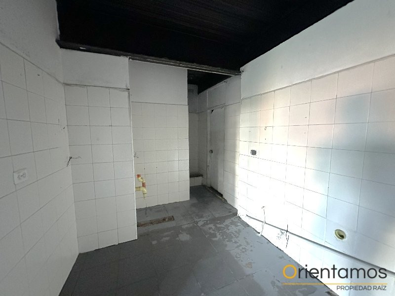 Local disponible para el arriendo en Medellín el codigo es 21479 foto numero 6