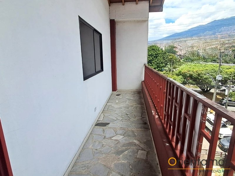 Bodega para el arriendo en Medellín - Caribe el codigo es 21520 foto numero 7
