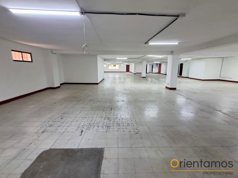 Bodega para el arriendo en Medellín - Caribe el codigo es 11648 foto numero 6