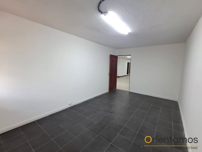 Bodega para el arriendo en Medellín - Caribe el codigo es 11648 foto numero 11