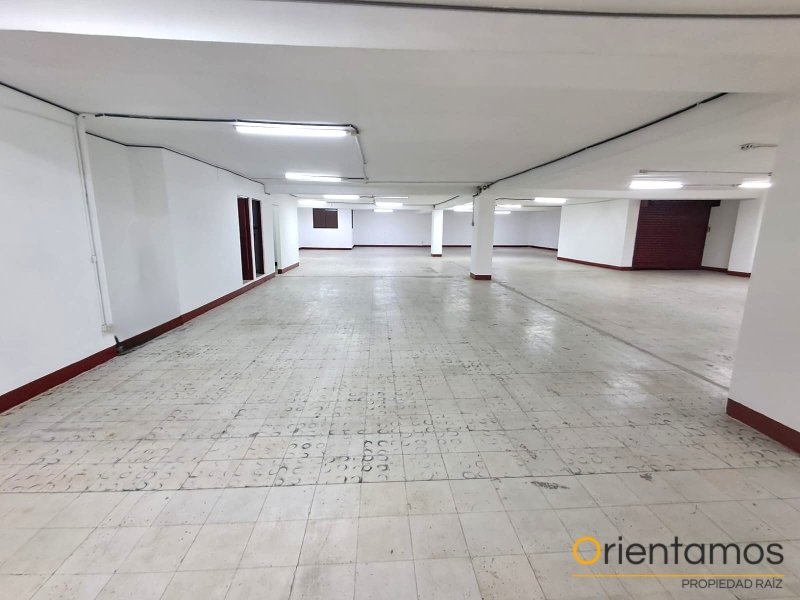 Bodega para el arriendo en Medellín - Caribe el codigo es 11648 foto numero 13
