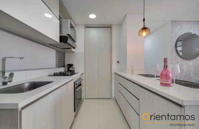 Apartamento disponible para el arriendo en Envigado el codigo es 21522 foto numero 4