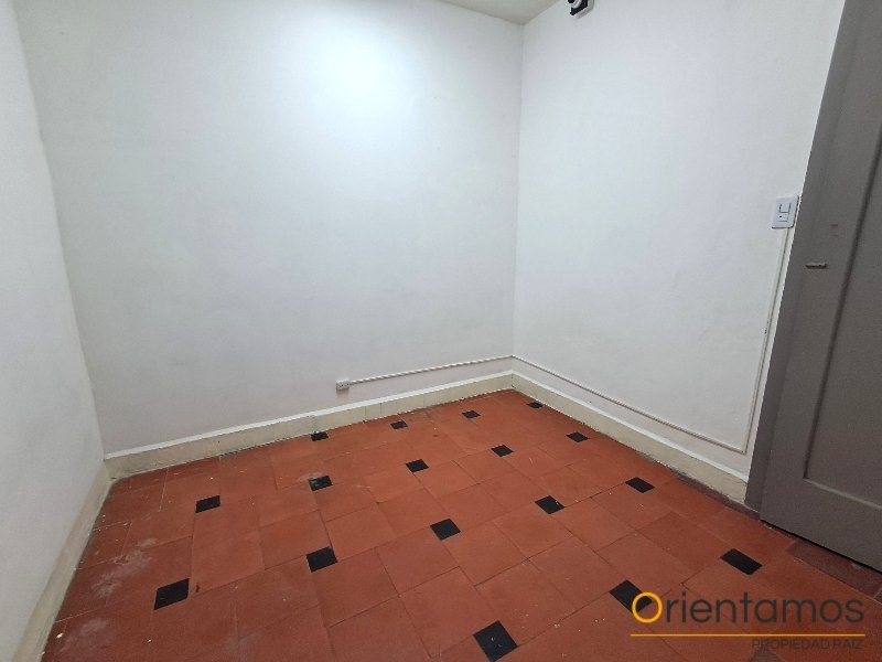 Oficina disponible para el arriendo en Medellín el codigo es 21507 foto numero 4