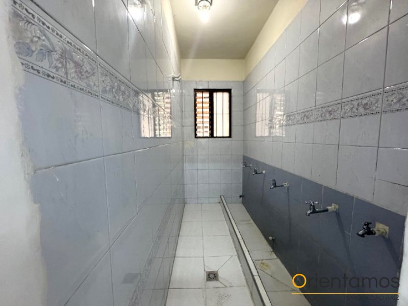 Casa-local disponible para el arriendo en Envigado el codigo es 20292 foto numero 5