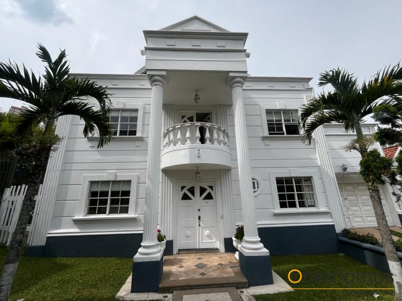 Casa disponible para el arriendo en Medellín el codigo es 19069 foto numero 2