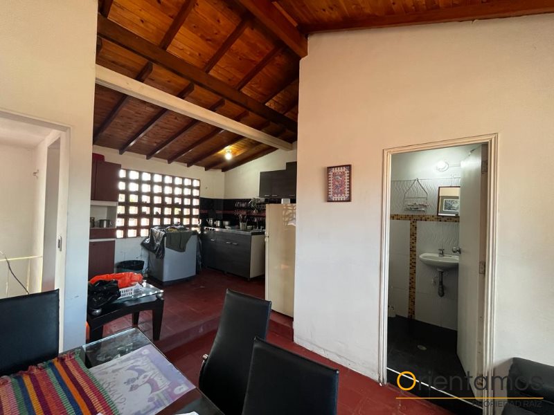 Casa-local disponible para el arriendo en Medellín el codigo es 18623 foto numero 12