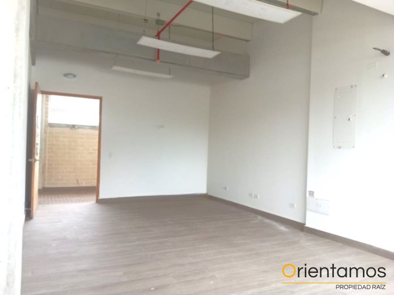 Oficina disponible para el arriendo en Rionegro el codigo es 15962 foto numero 3