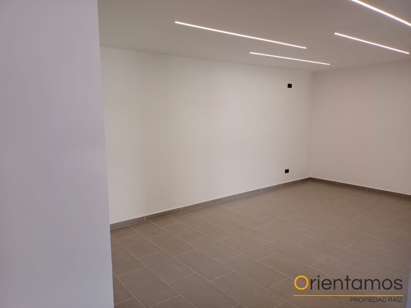 Local disponible para el arriendo en Medellín el codigo es 20927 foto numero 3