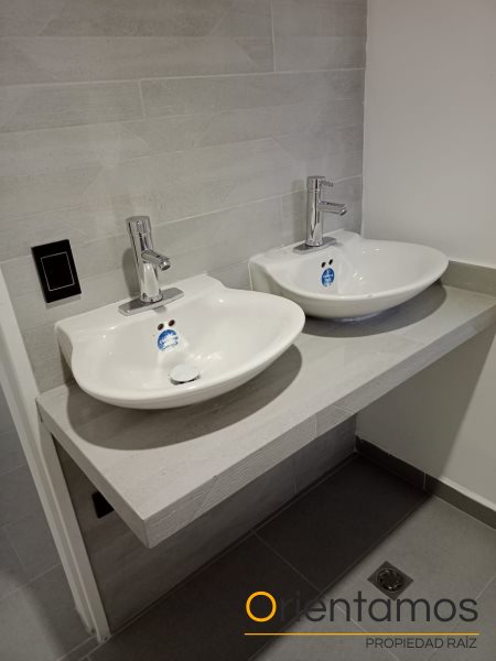 Local disponible para el arriendo en Medellín el codigo es 20927 foto numero 9