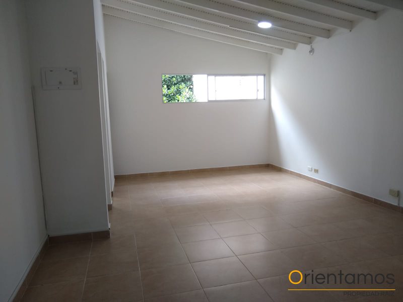 Oficina disponible para el arriendo en Medellín el codigo es 11565 foto numero 4