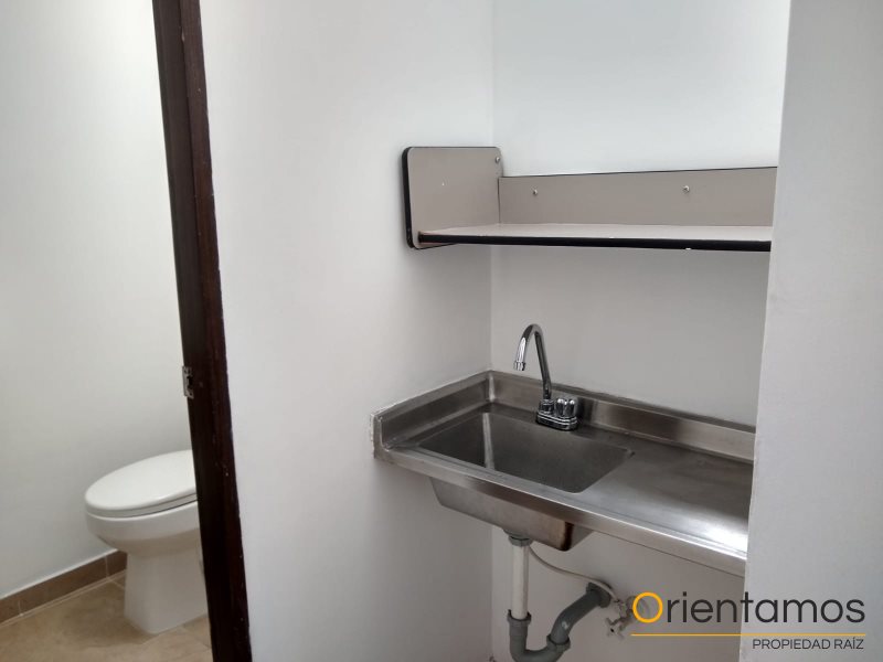 Oficina disponible para el arriendo en Medellín el codigo es 11565 foto numero 13