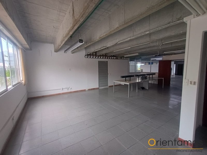 Bodega disponible para el arriendo en Envigado el codigo es 21084 foto numero 7