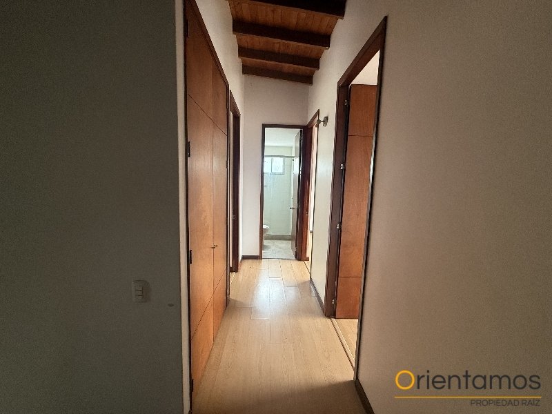 Casa disponible para venta o arriendo en Medellín el codigo es 21645 foto numero 6