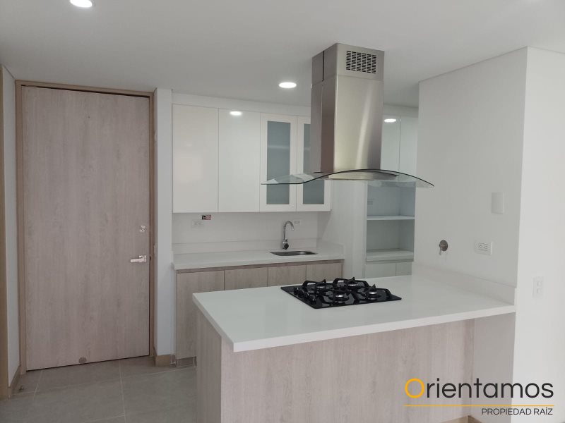 Apartamento disponible para el arriendo en Envigado el codigo es 19219 foto numero 3
