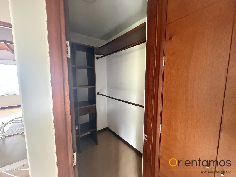 Casa disponible para venta o arriendo en Medellín el codigo es 21645 foto numero 7