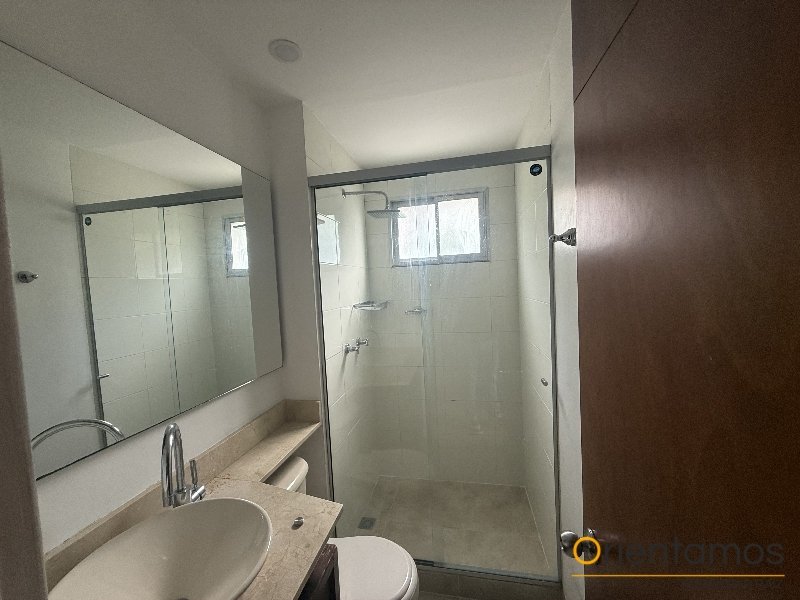 Casa disponible para venta o arriendo en Medellín el codigo es 21645 foto numero 9