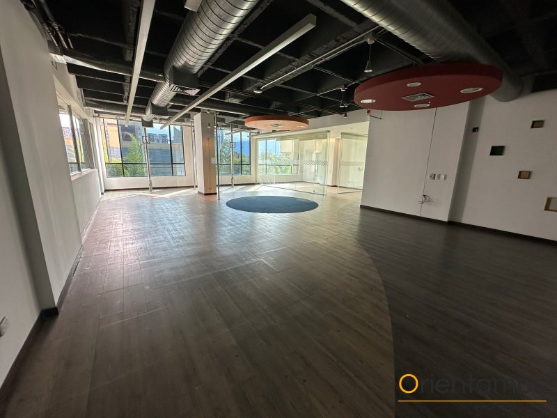 Local disponible para el arriendo en Medellín el codigo es 20745 foto numero 4