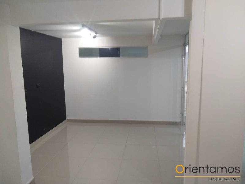 Casa-local disponible para el arriendo en Medellín el codigo es 16182 foto numero 5