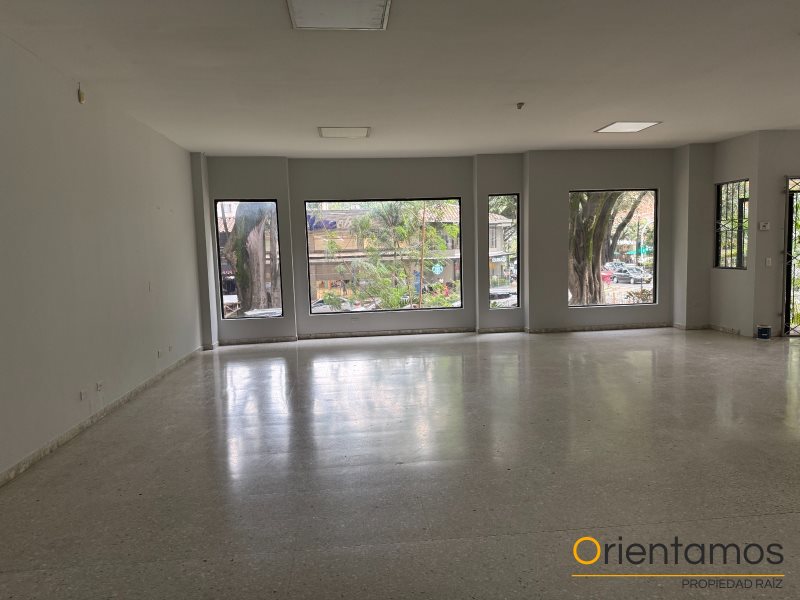Local disponible para el arriendo en Medellín el codigo es 21015 foto numero 9