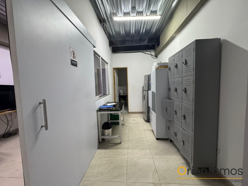 Local disponible para el arriendo en Medellín el codigo es 19935 foto numero 15