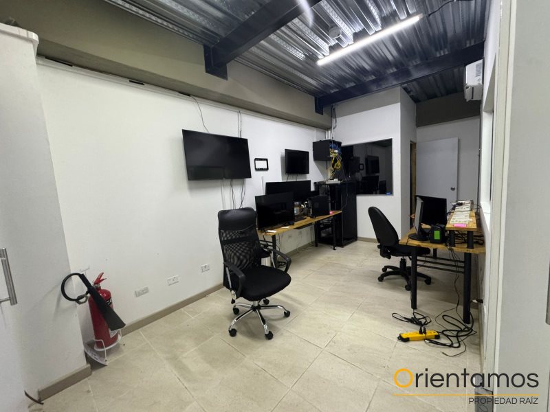 Local disponible para el arriendo en Medellín el codigo es 19935 foto numero 8