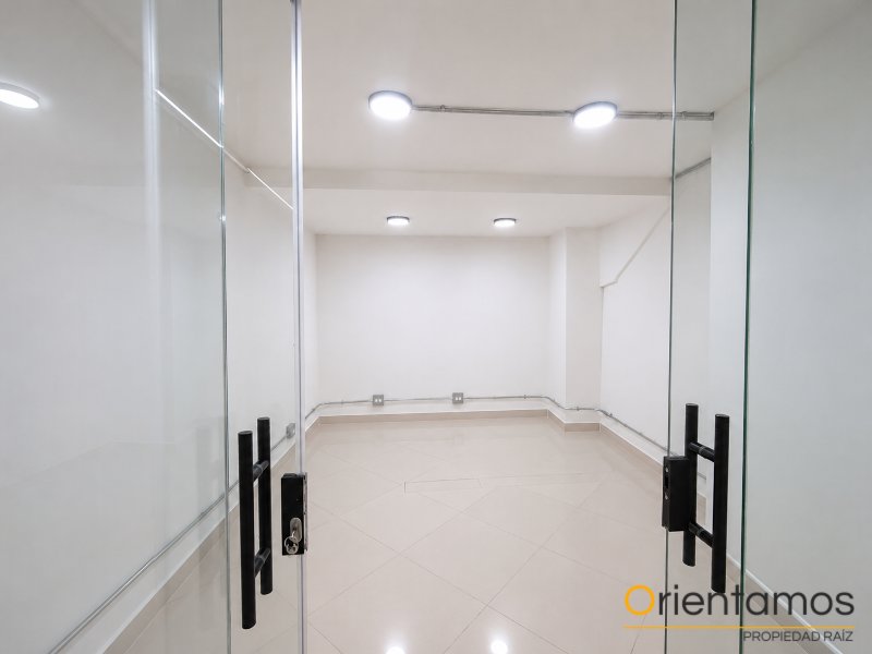 Local para el arriendo en Medellín - Estadio el codigo es 21344 foto numero 4