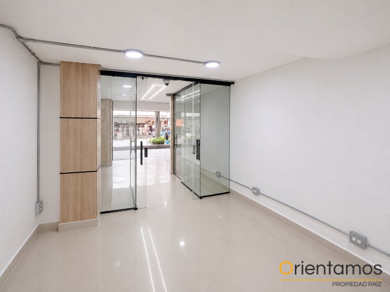 Local para el arriendo en Medellín - Estadio el codigo es 21344 foto numero 3