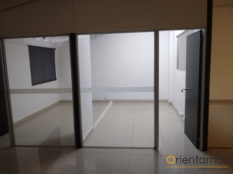 Casa-local disponible para el arriendo en Medellín el codigo es 16182 foto numero 18