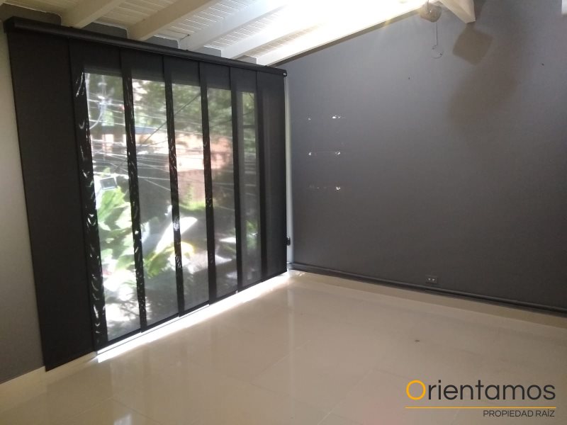 Casa-local disponible para el arriendo en Medellín el codigo es 16182 foto numero 23