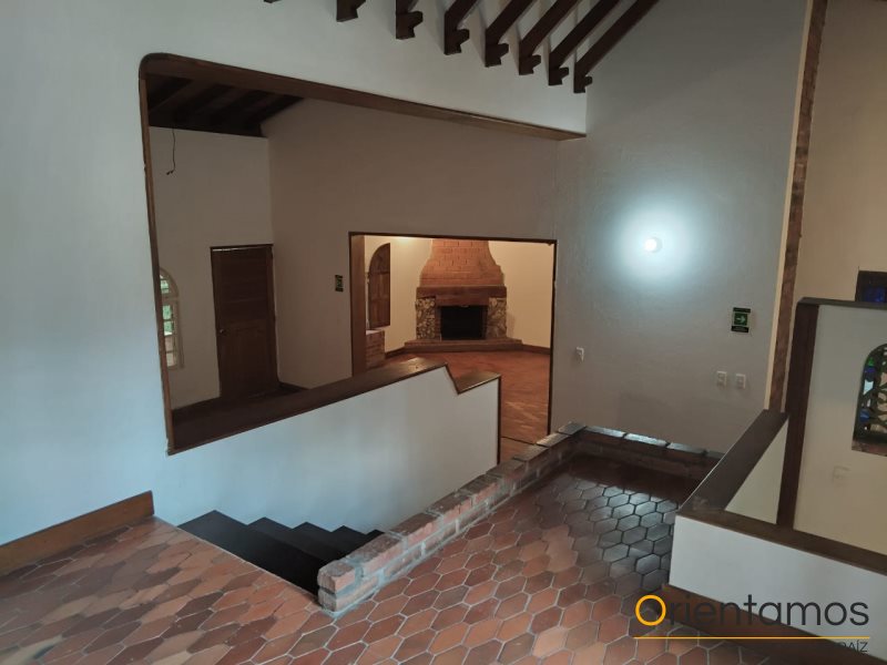 Casa-local disponible para el arriendo en Medellín el codigo es 20673 foto numero 4