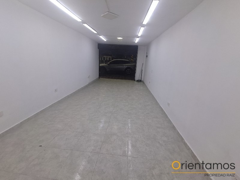 Local disponible para el arriendo en Envigado el codigo es 21635 foto numero 3