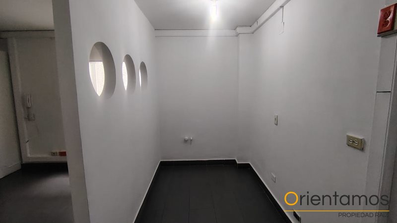 Oficina disponible para el arriendo en Medellín el codigo es 13834 foto numero 3