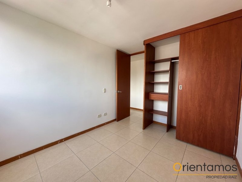 Apartamento disponible para el arriendo en Medellín el codigo es 21297 foto numero 8