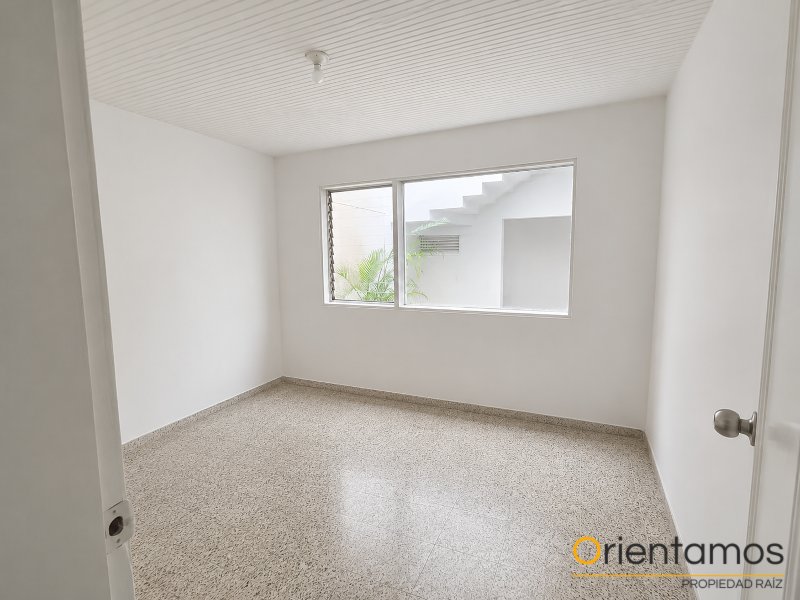 Casa-local disponible para el arriendo en Medellín el codigo es 21179 foto numero 11