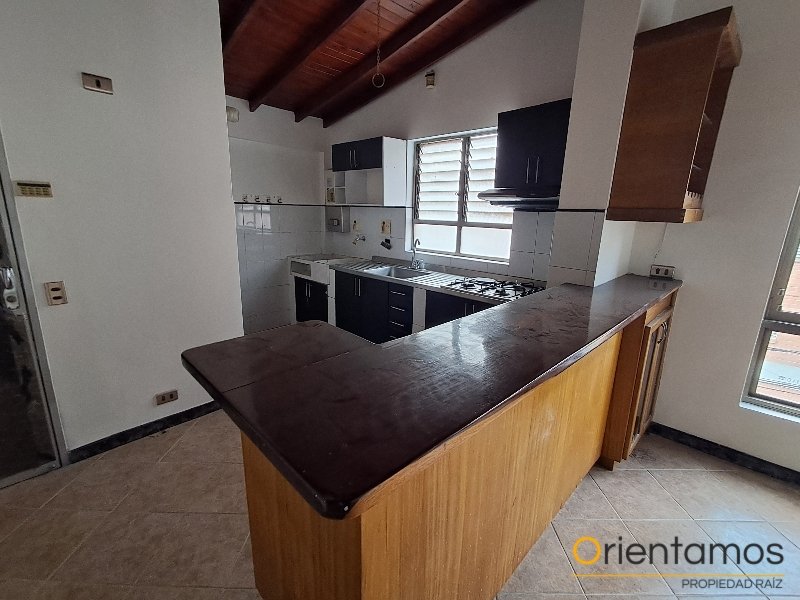 Apartaestudio disponible para el arriendo en Medellín el codigo es 21583 foto numero 5
