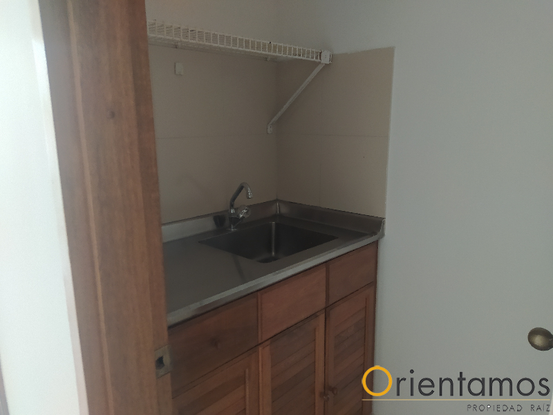 Oficina disponible para el arriendo en Medellín el codigo es 17405 foto numero 7