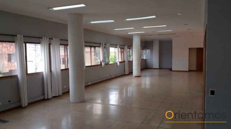 Oficina disponible para el arriendo en Medellín el codigo es 19249 foto numero 4