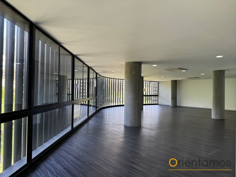 Oficina disponible para el arriendo en Medellín el codigo es 21259 foto numero 5