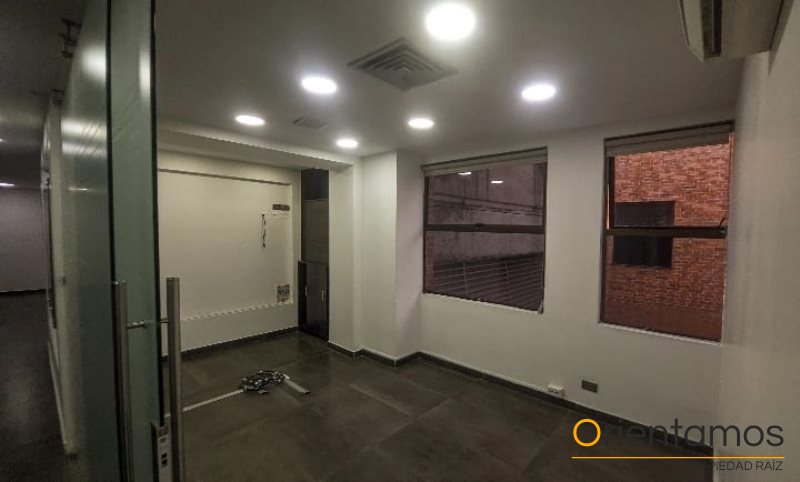 Oficina disponible para el arriendo en Medellín el codigo es 20665 foto numero 9