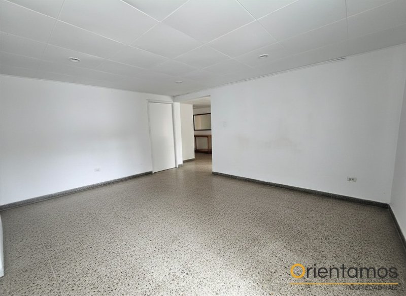Casa-local disponible para el arriendo en Medellín el codigo es 21180 foto numero 7